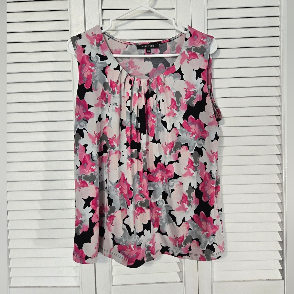 🟢 Jones Studio Pink and Black Pleated Blouse